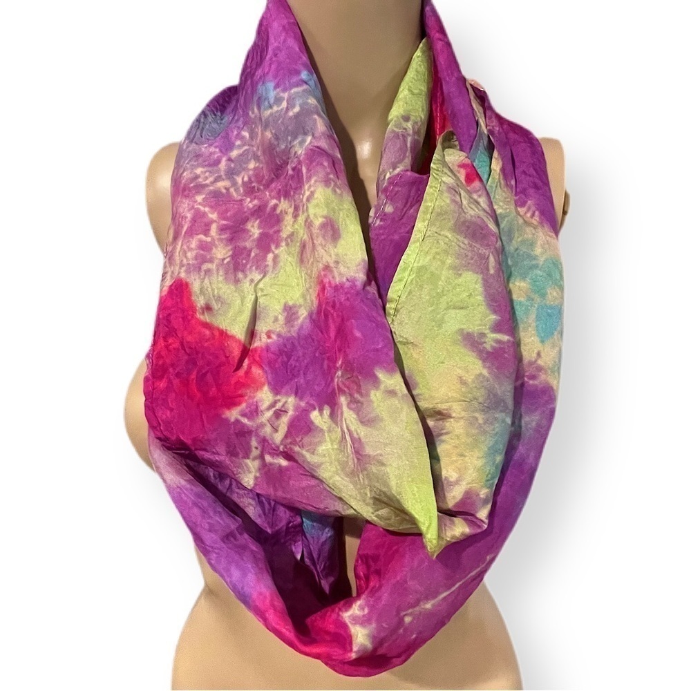 Artisan tie dyed infinity scarf silk handmade in shades of purple, magenta